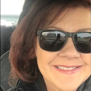 Meet your Posher, Deanne